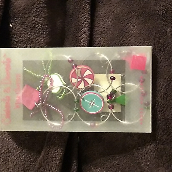 Celebrate and Decorate Wine Charms set of 6 Russ Holiday - Picture 1 of 1